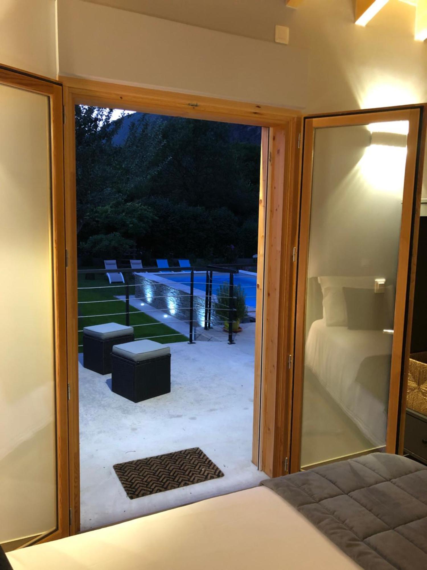 Chalet Barbara With Swimming Pool In The Heart Of Oisans Le Bourg-dʼOisans Exteriör bild
